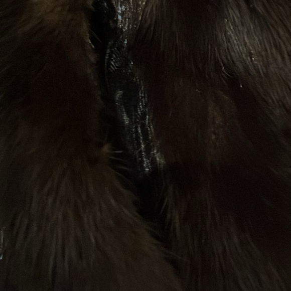 I Magnin Fur Coat - Picture 5 of 10